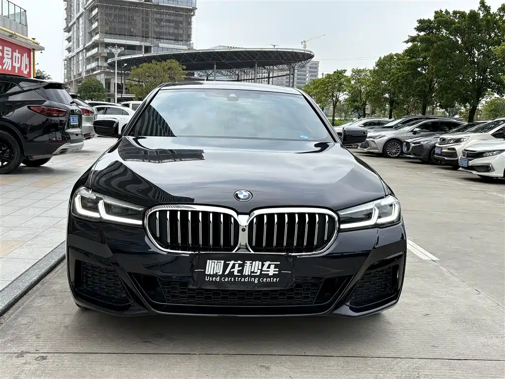 BMW 5 Series — фото 2