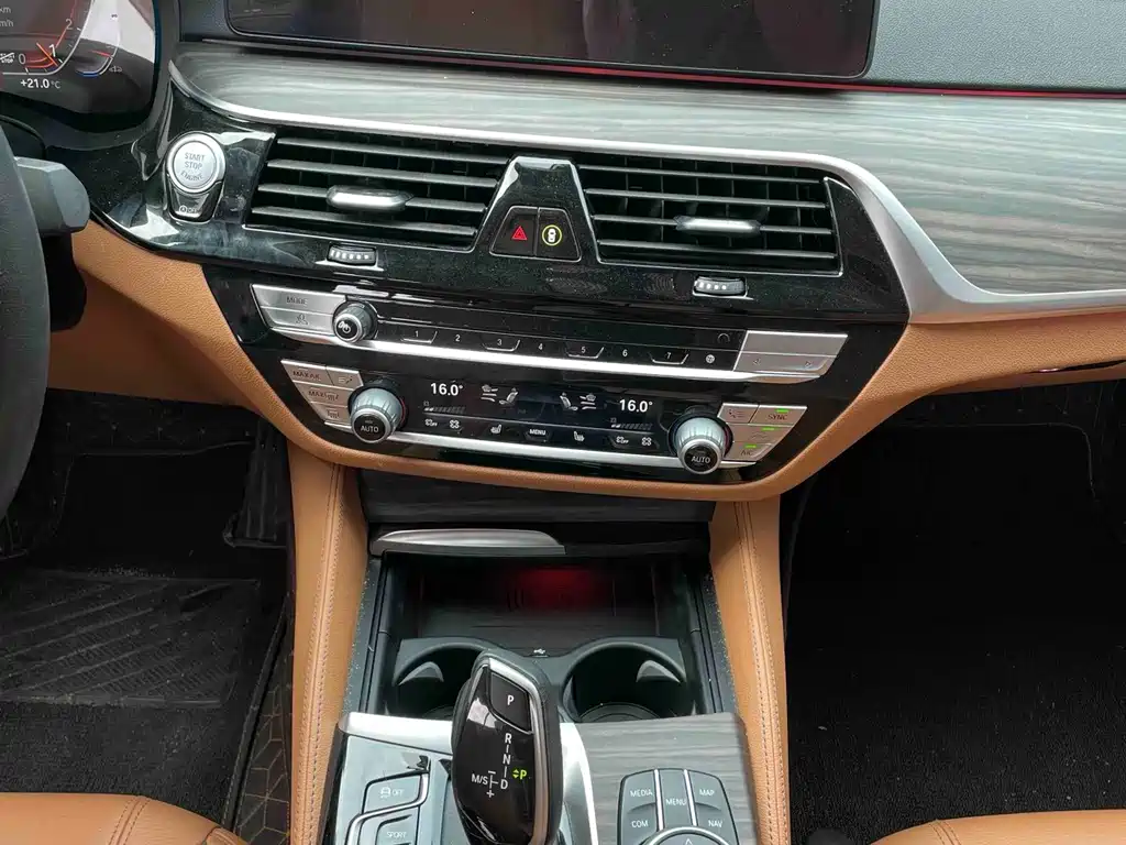 BMW 6 Series GT — фото 8