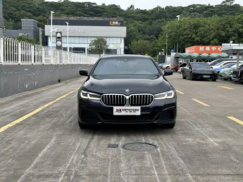 BMW 5 Series — фото 2