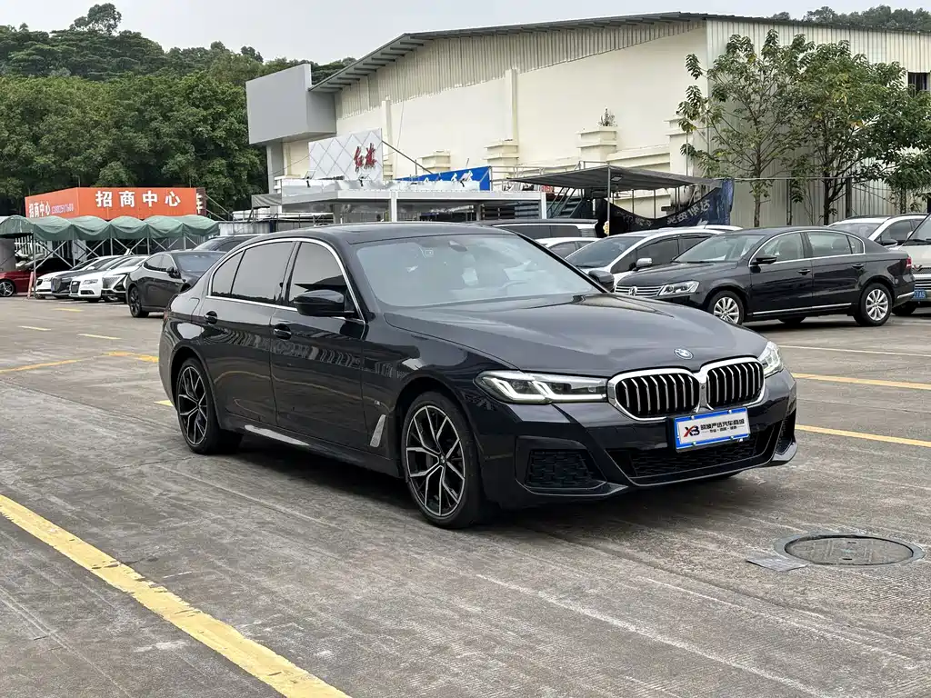 BMW 5 Series — фото 3