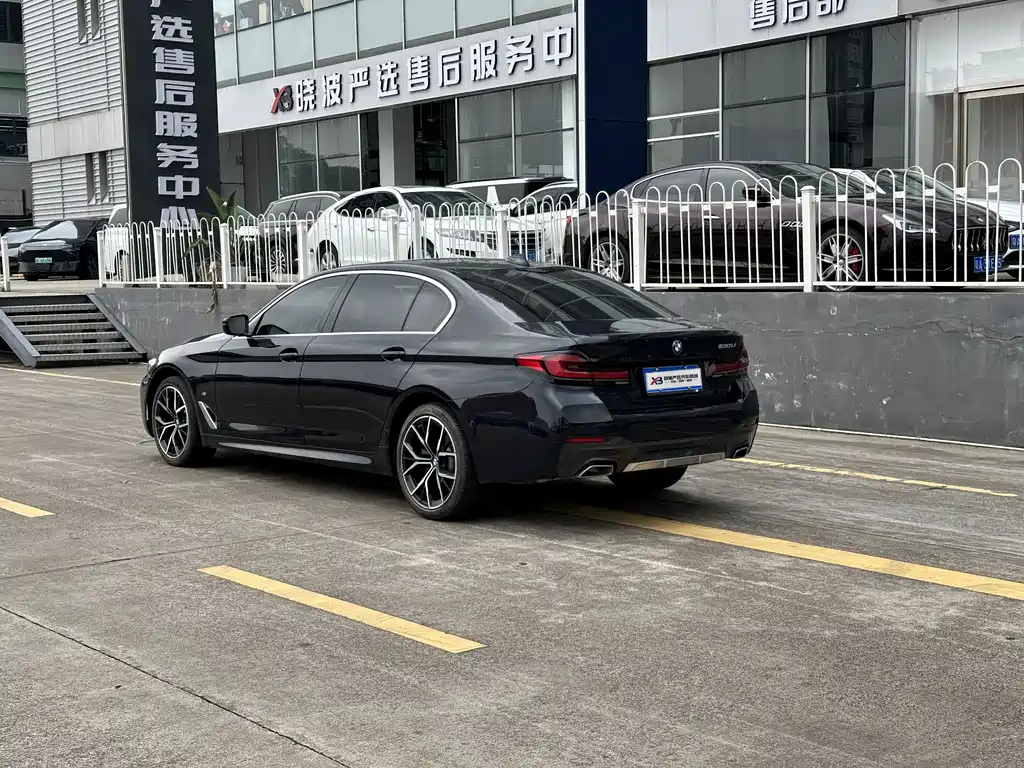 BMW 5 Series — фото 4