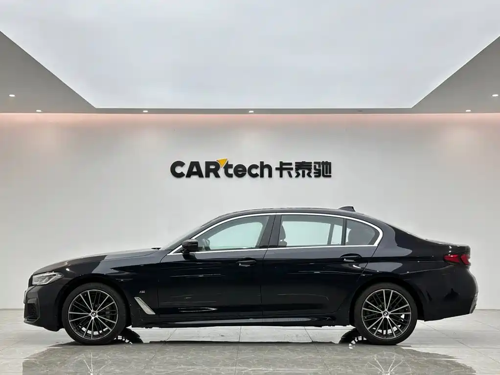 BMW 5 Series — фото 2