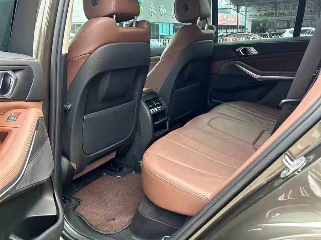 BMW X5 (Import) — фото 6