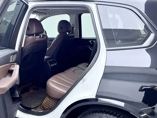 BMW X5 (Import) — фото 14