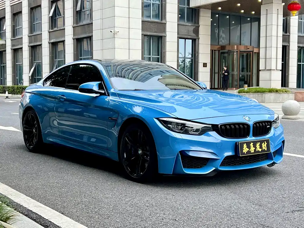 BMW M4 — фото 3