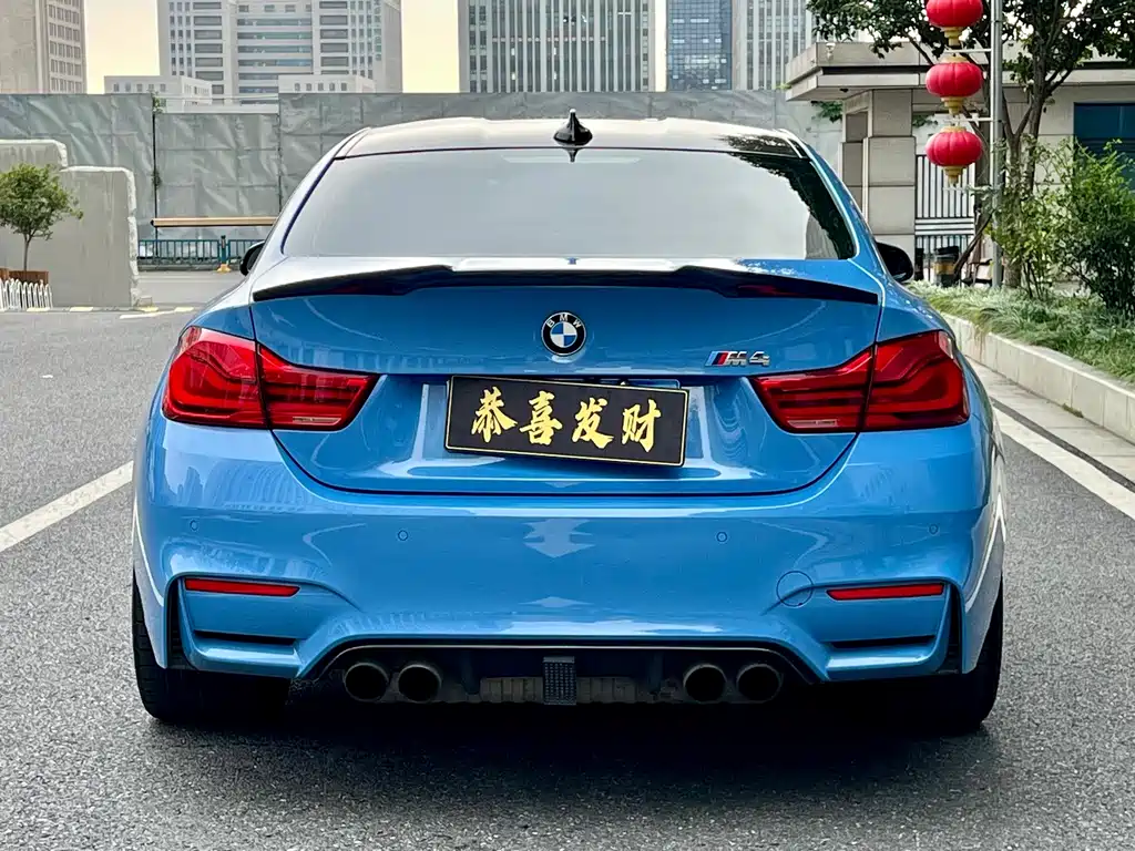 BMW M4 — фото 7