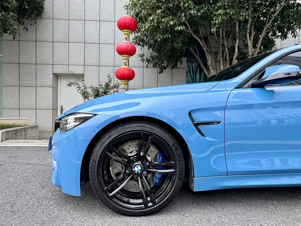 BMW M4 — фото 9