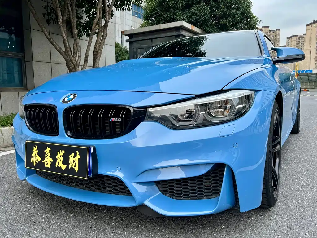 BMW M4 — фото 10