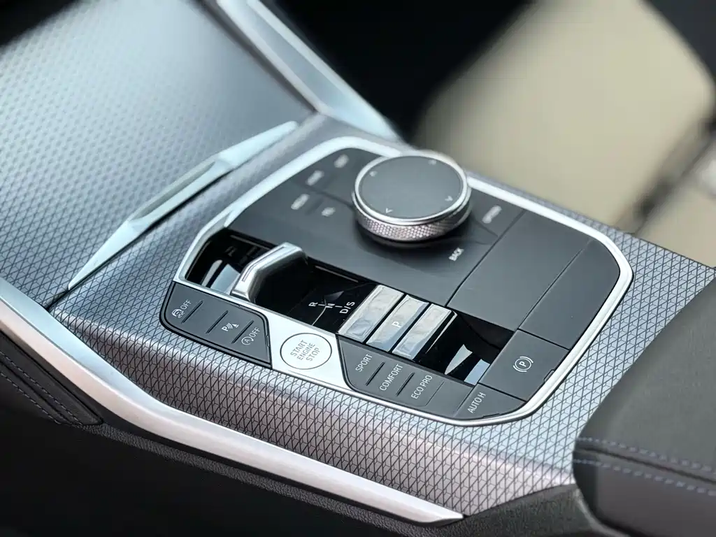 BMW M240i — фото 5