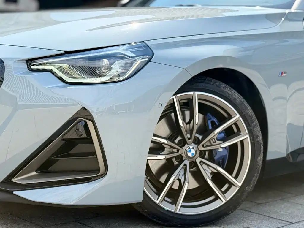 BMW M240i — фото 8