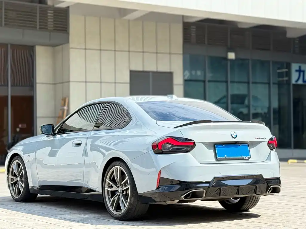 BMW M240i — фото 10
