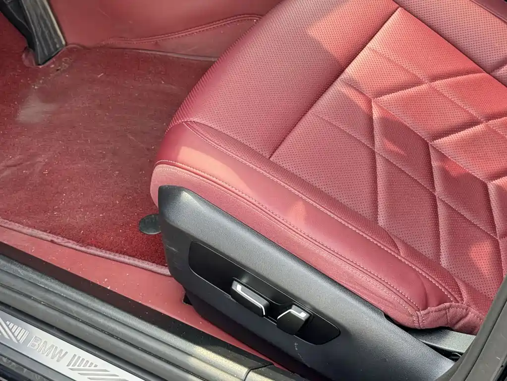 BMW 5 Series — фото 10