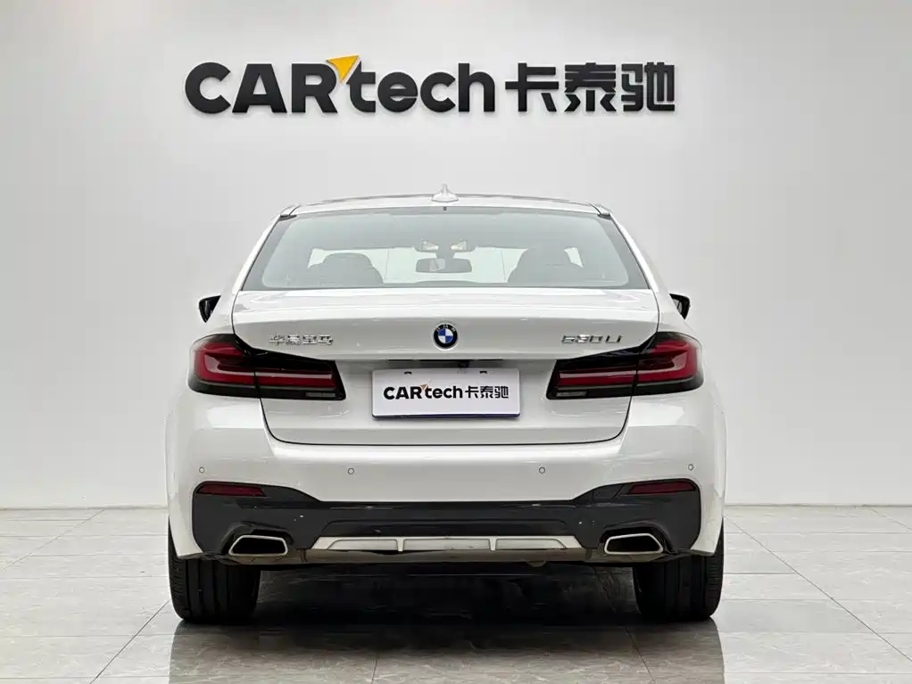 BMW 5 Series — фото 4