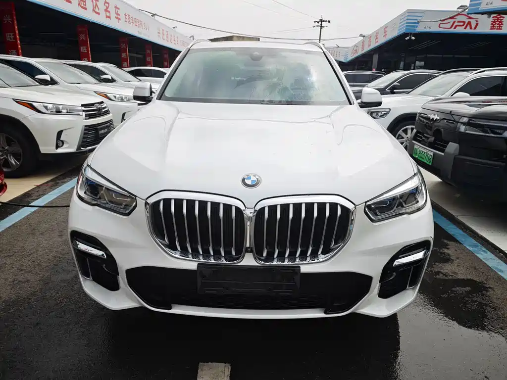 BMW X5 — фото 2