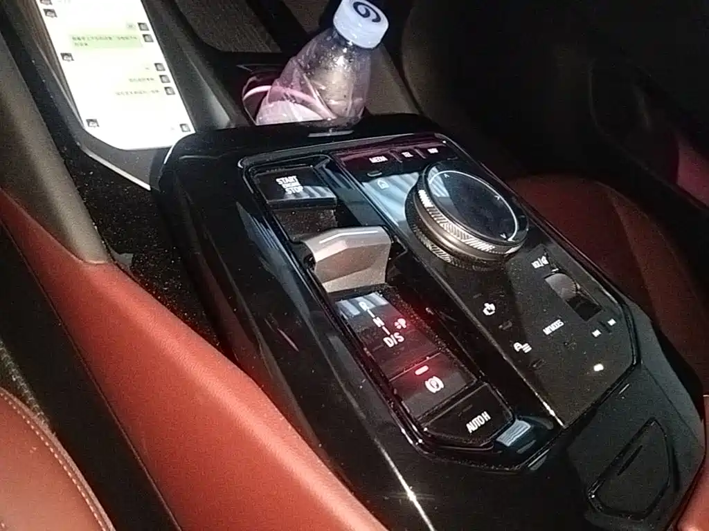 BMW 5 Series — фото 14