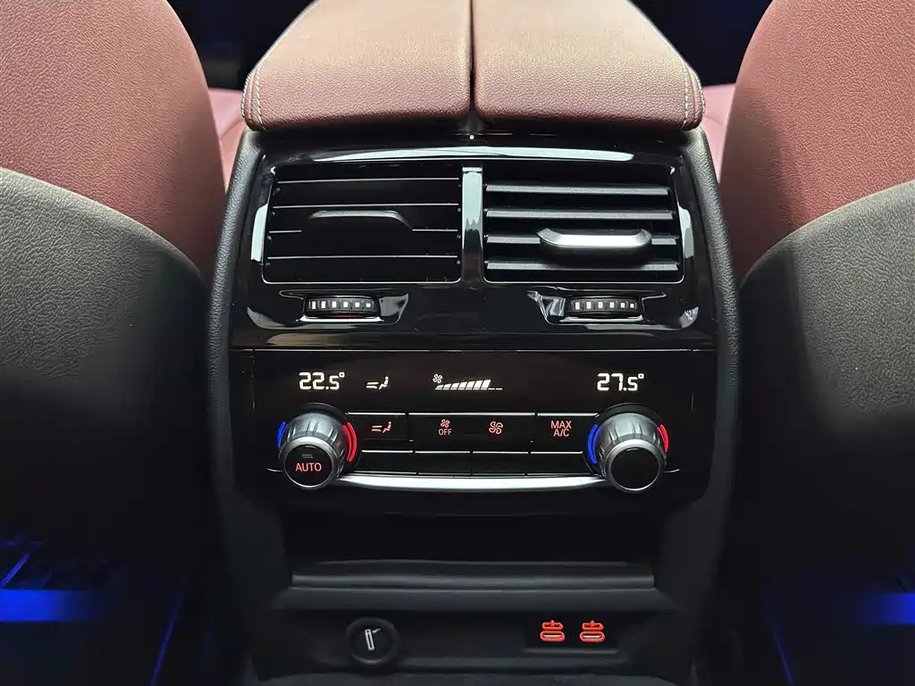 BMW 5 Series — фото 11