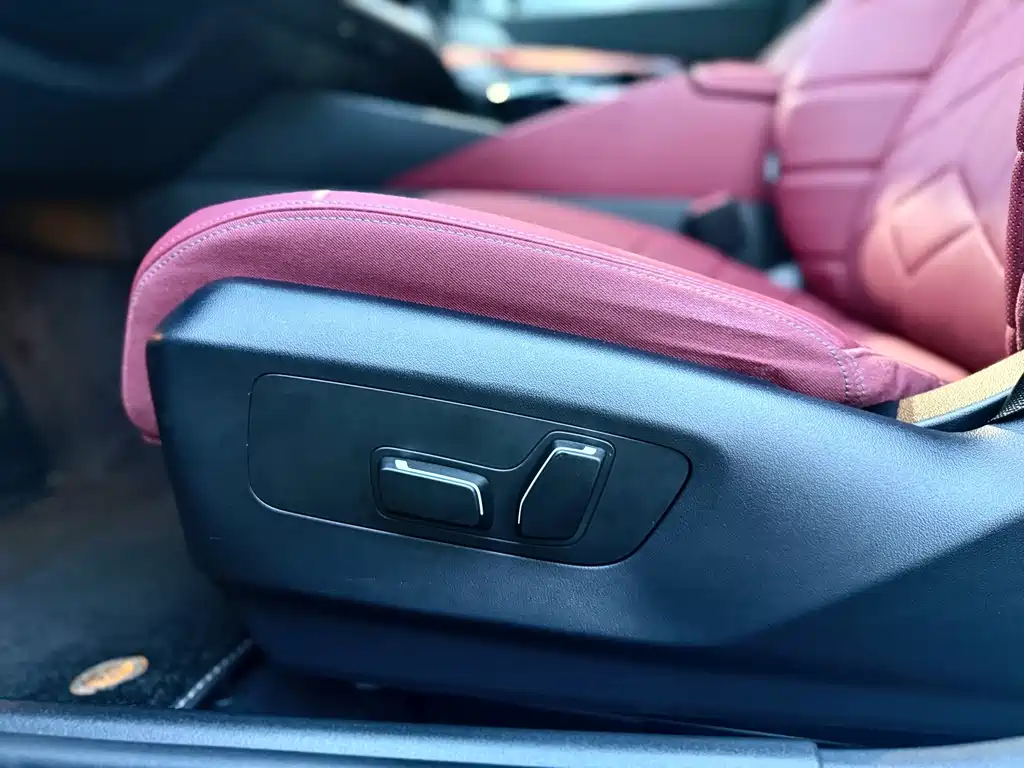 BMW 5 Series — фото 13