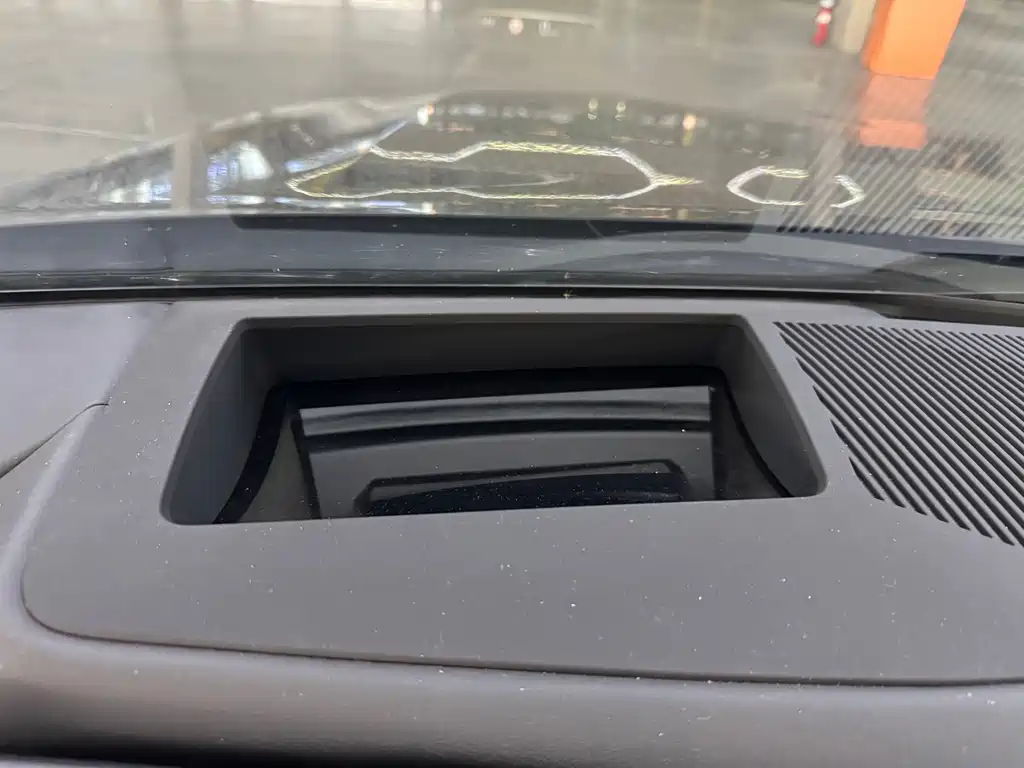 BMW 5 Series — фото 10