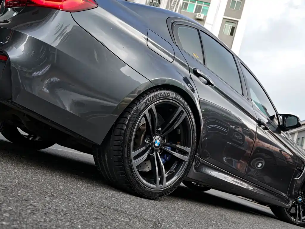 BMW M3 — фото 10
