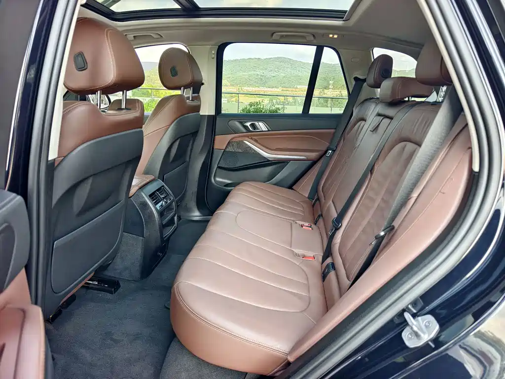 BMW X5 (Import) — фото 11