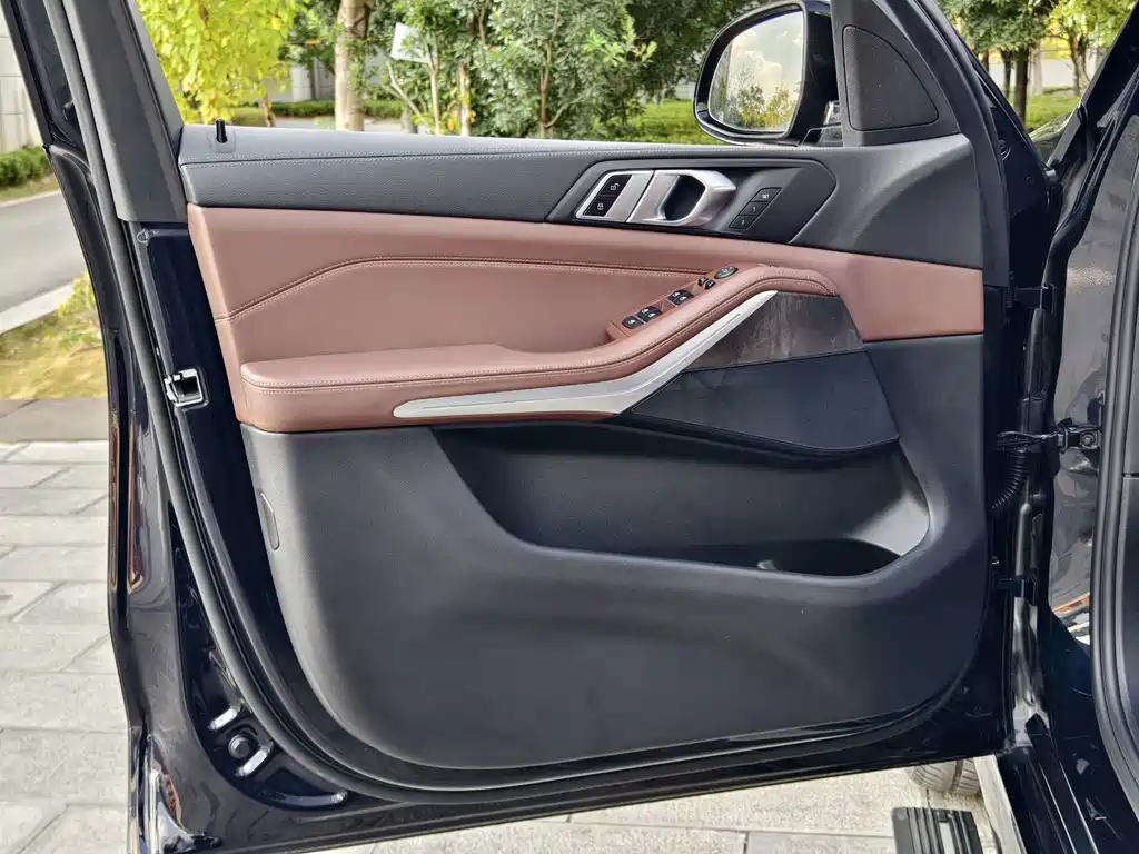 BMW X5 (Import) — фото 17