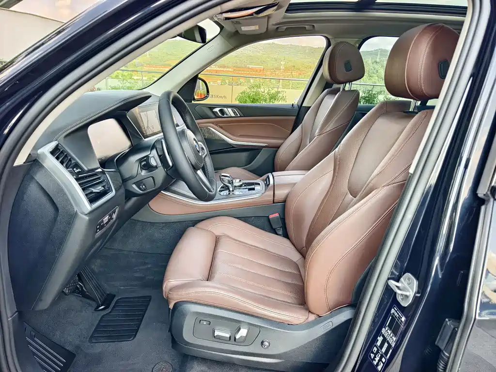 BMW X5 (Import) — фото 10