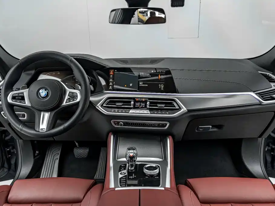 BMW X6 — фото 29