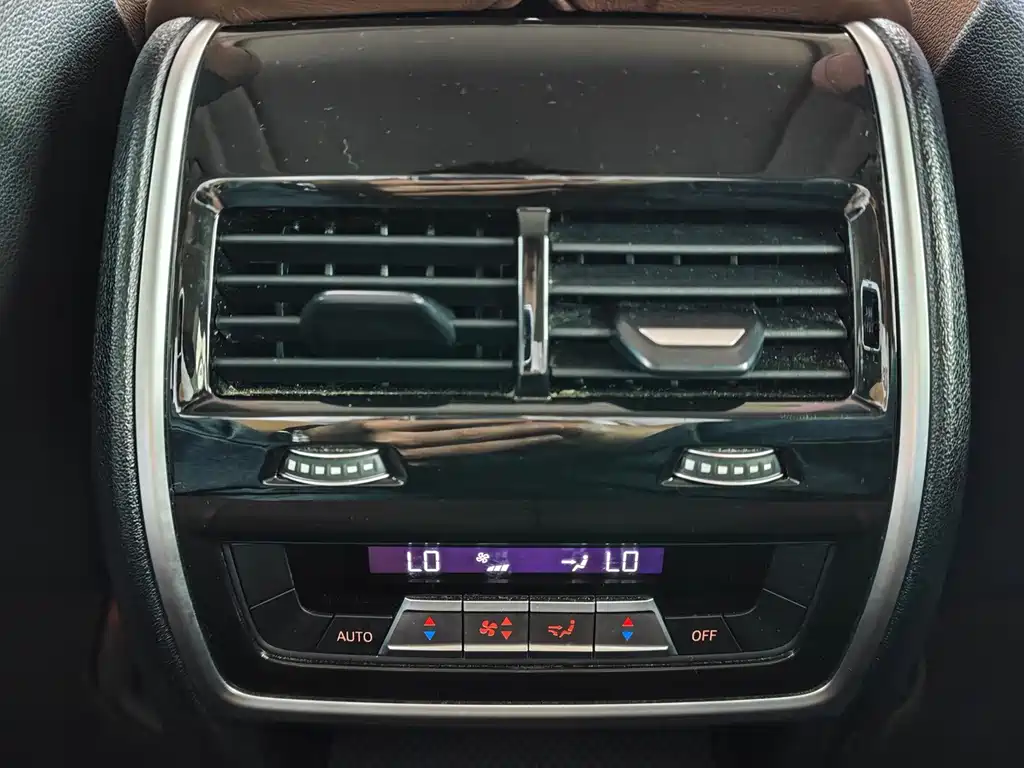 BMW X5 (Import) — фото 11