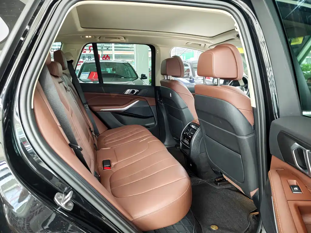 BMW X5 (Import) — фото 14