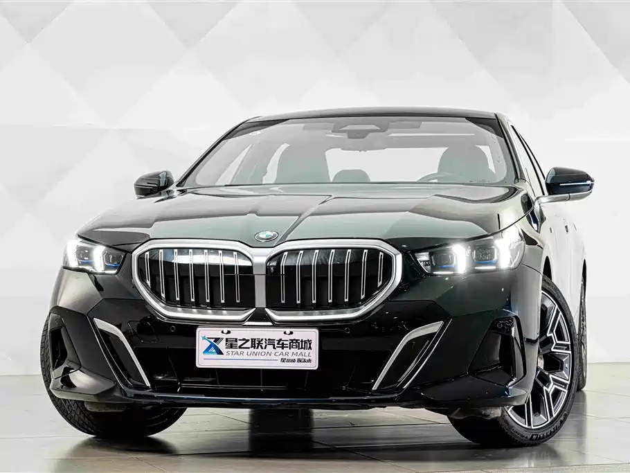 BMW 5 Series — фото 3