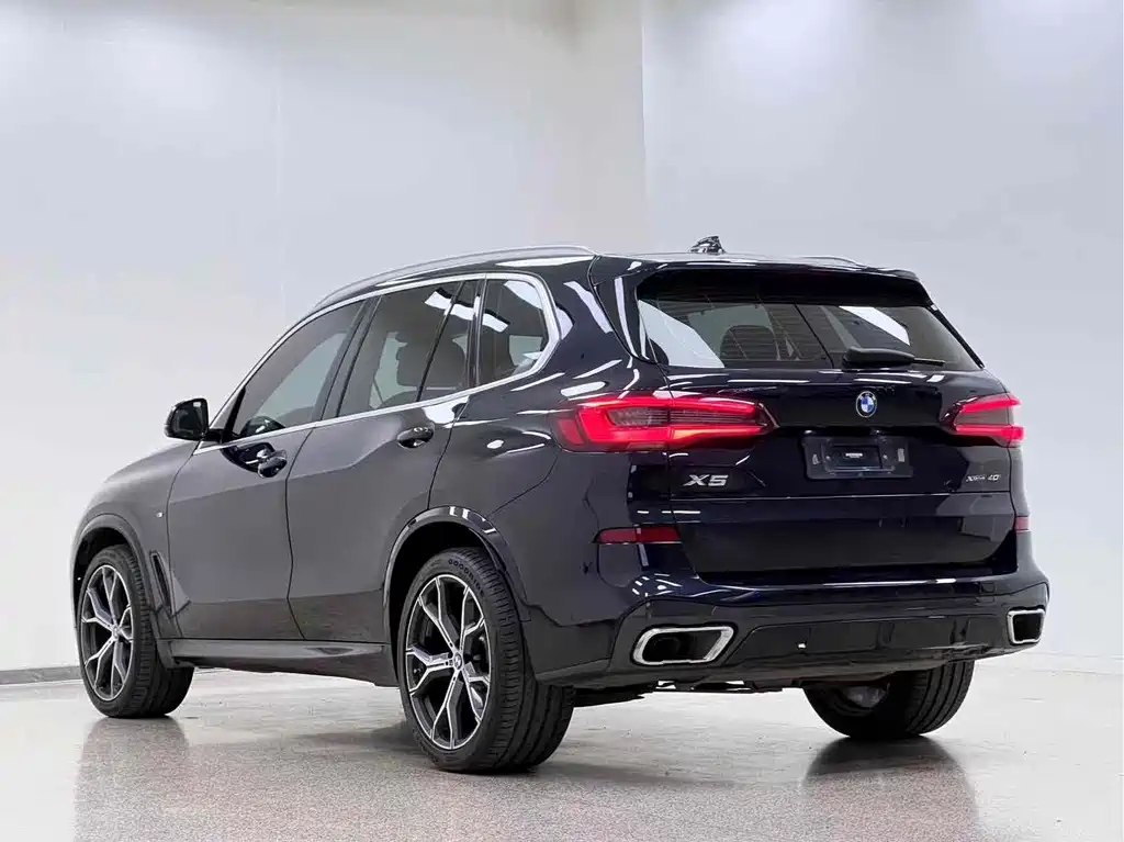 BMW X5 (Import) — фото 29