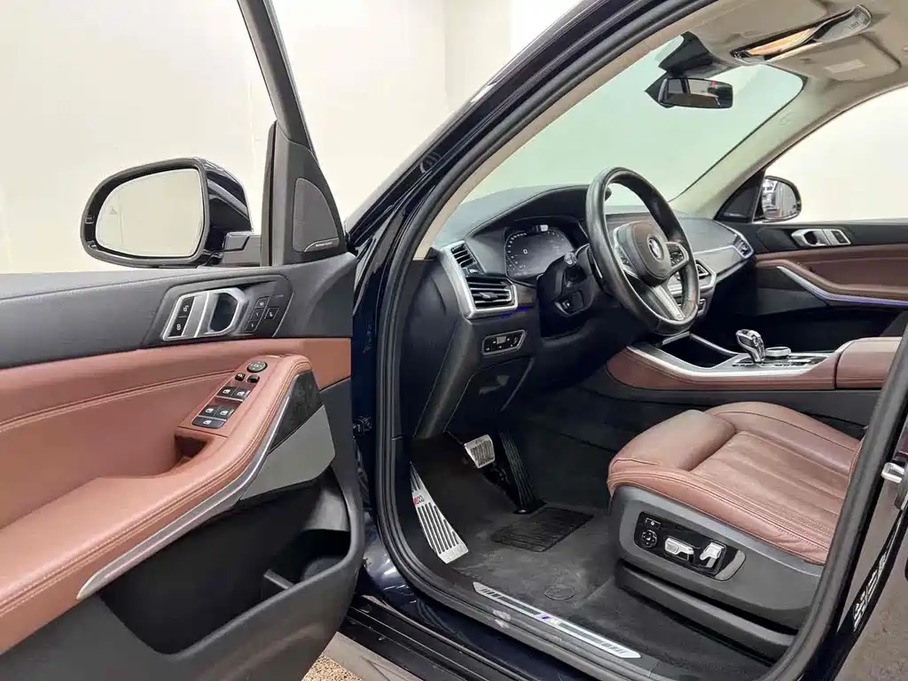 BMW X5 (Import) — фото 10