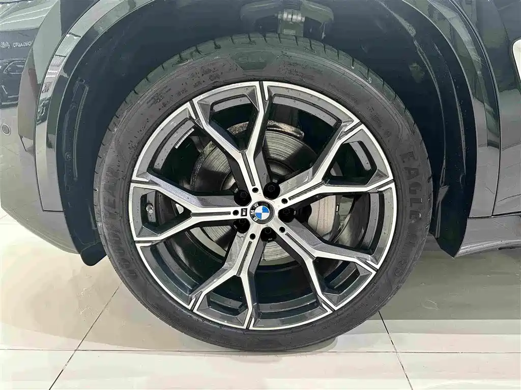 BMW X5 — фото 4