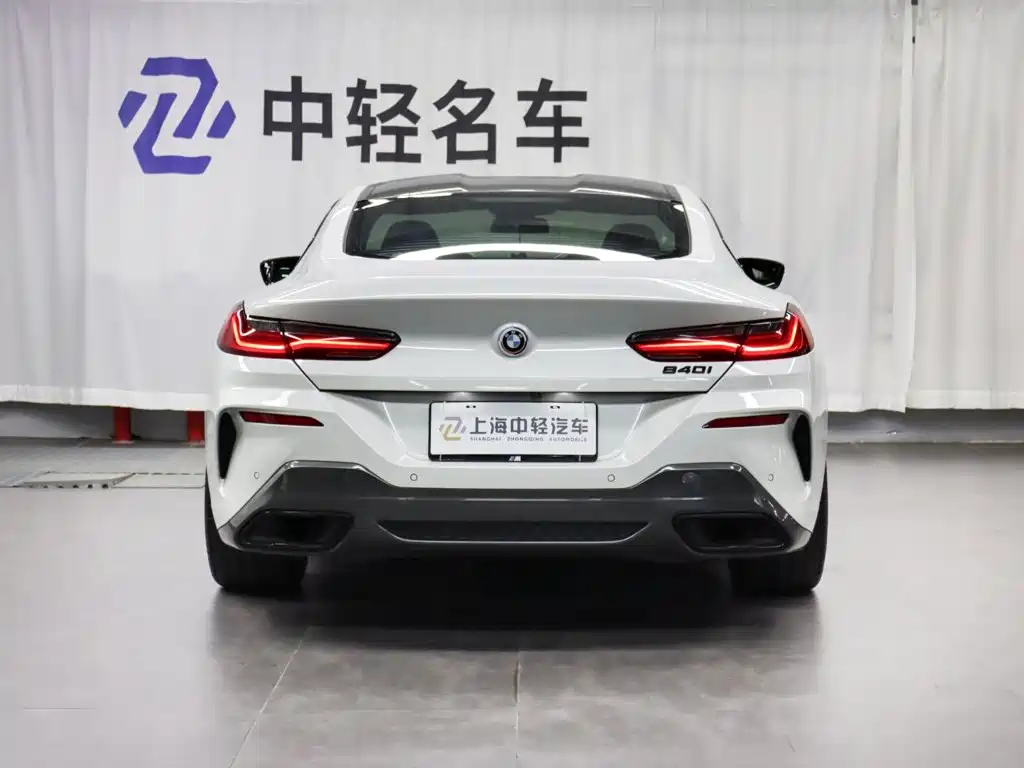 BMW 8 Series — фото 4