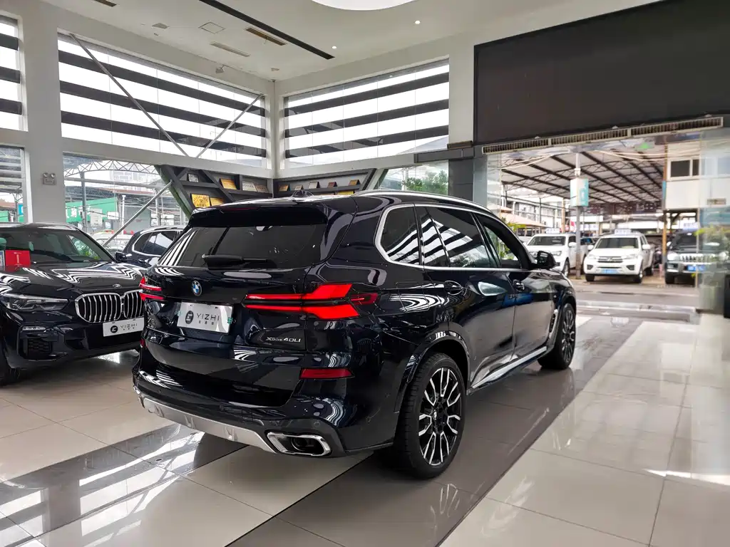 BMW X5 — фото 6