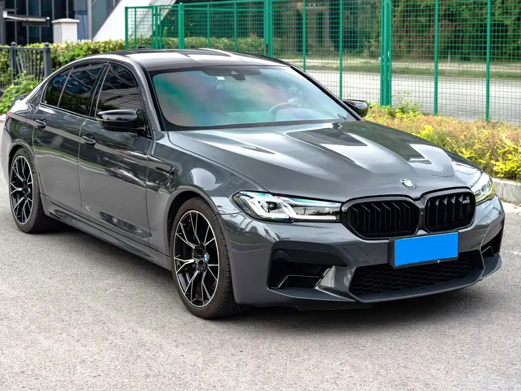 BMW M5 — фото 3
