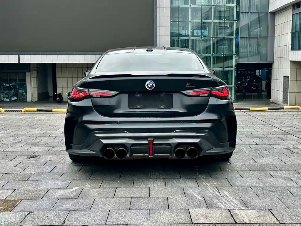 BMW M4 — фото 5