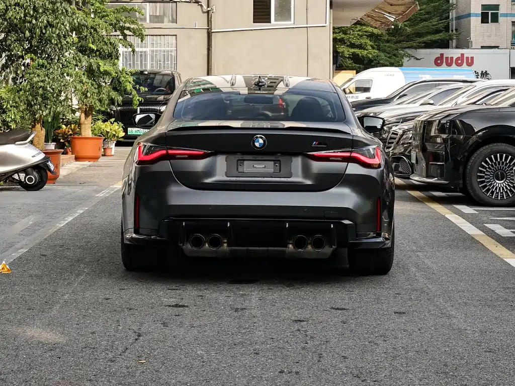 BMW M4 — фото 11