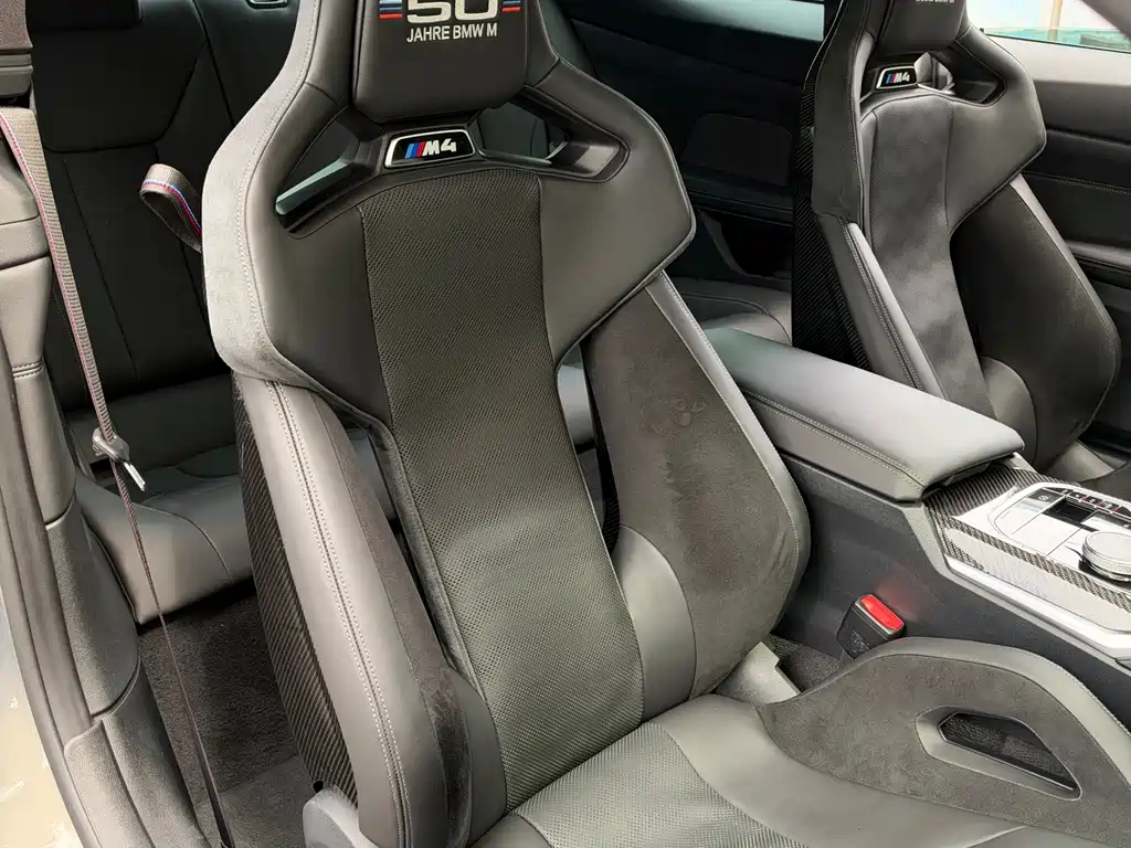 BMW M4 — фото 14