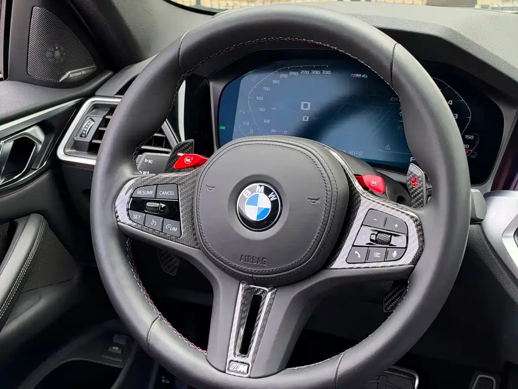 BMW M4 — фото 19