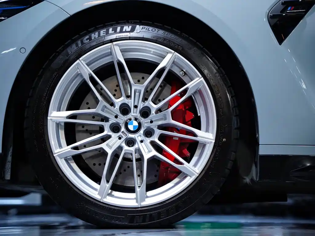 BMW M3 — фото 9