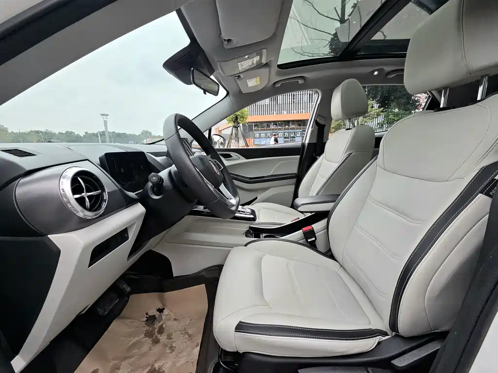BYD Yuan Pro — фото 10