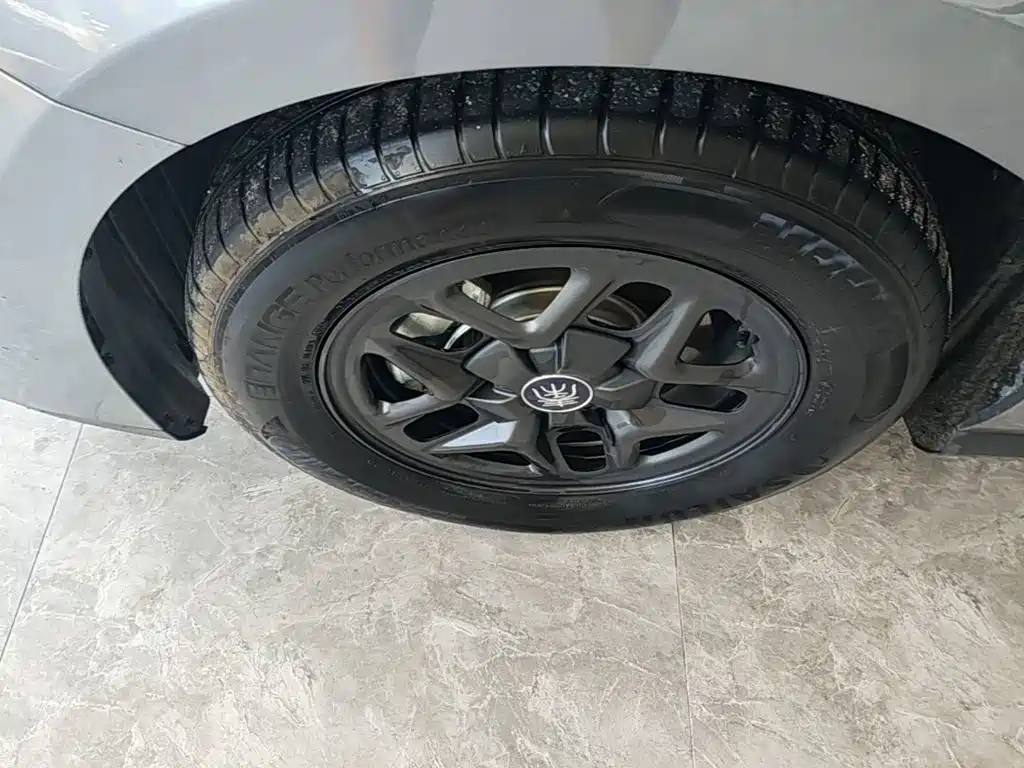 BYD Qin PLUS — фото 23