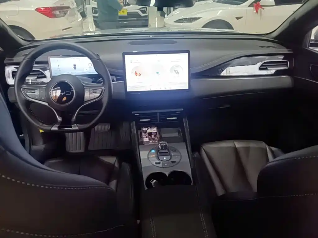 BYD Seal 06 — фото 10