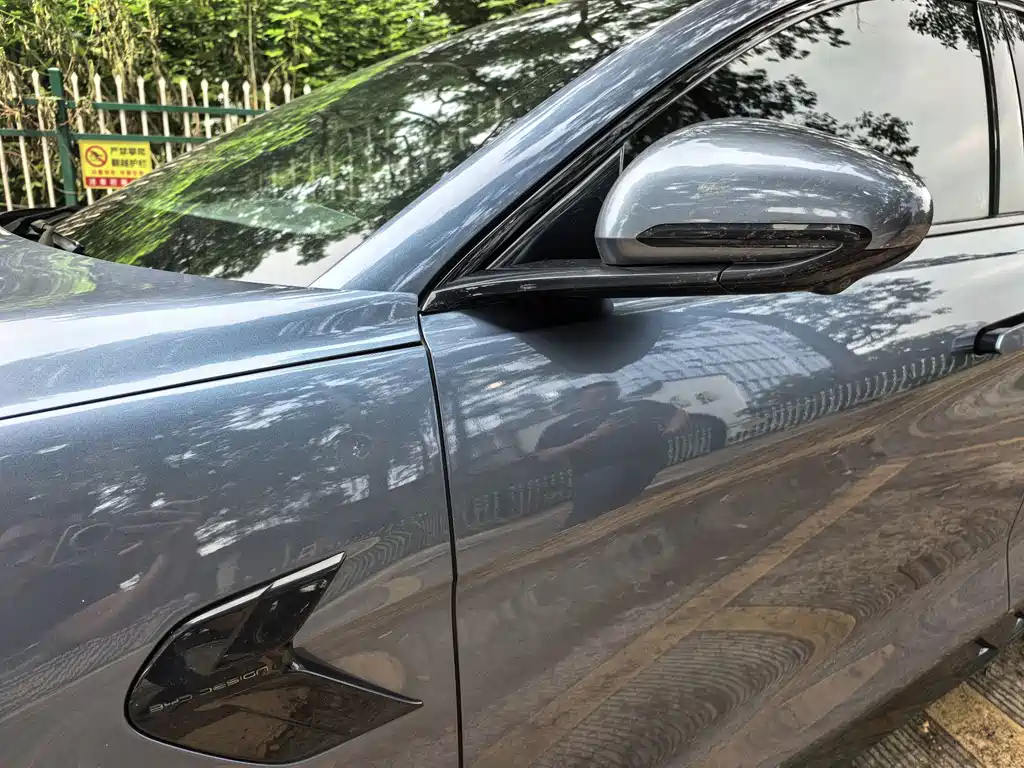 BYD Seal — фото 3