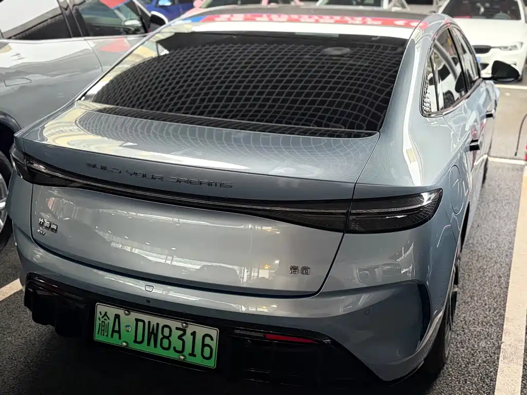 BYD Seal — фото 8