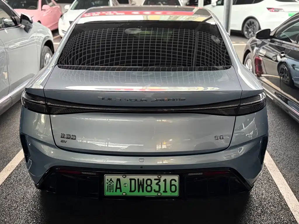 BYD Seal — фото 9