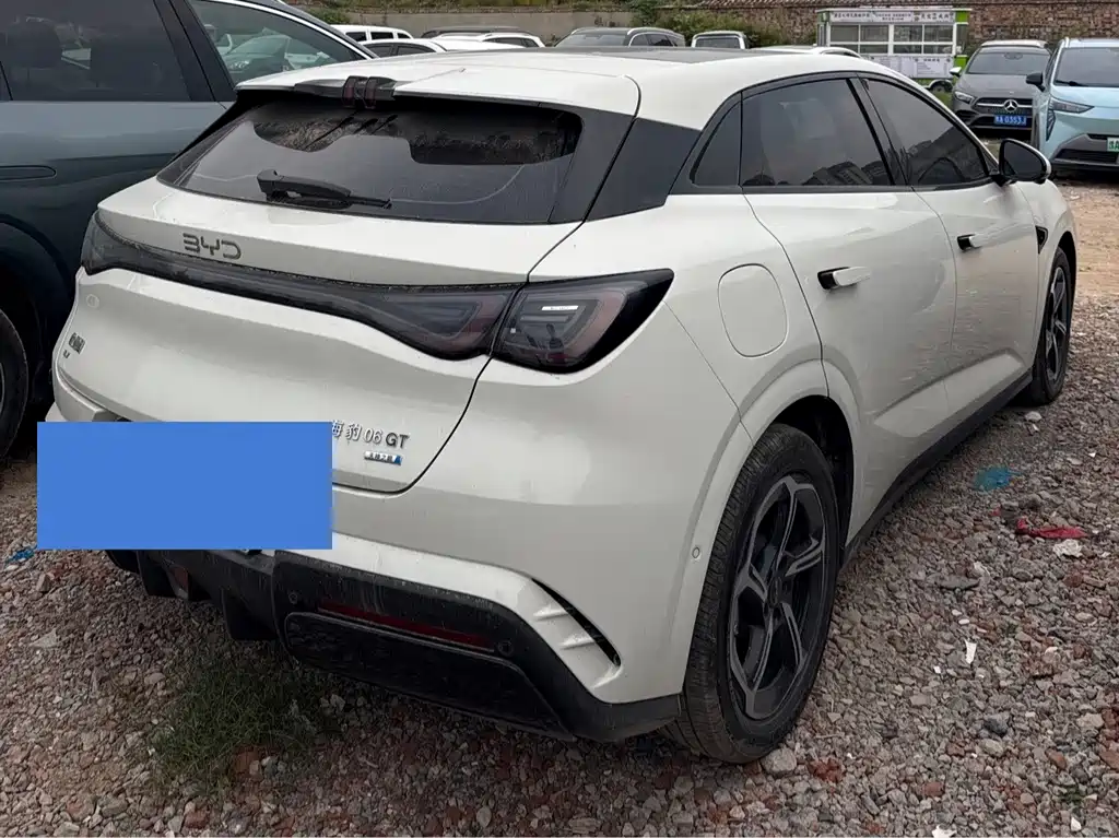 BYD Seal 06GT — фото 9