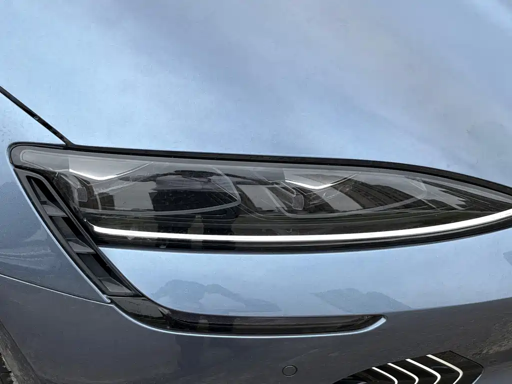 BYD Seal — фото 9