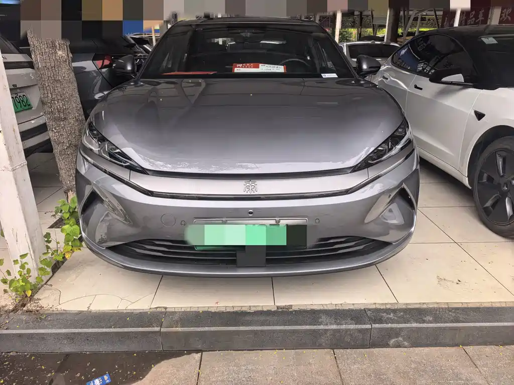 BYD Qin L — фото 2